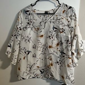 Women’s White Floral Blouse